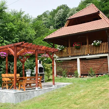 בית נופש Drinska Tisina Ljubovija